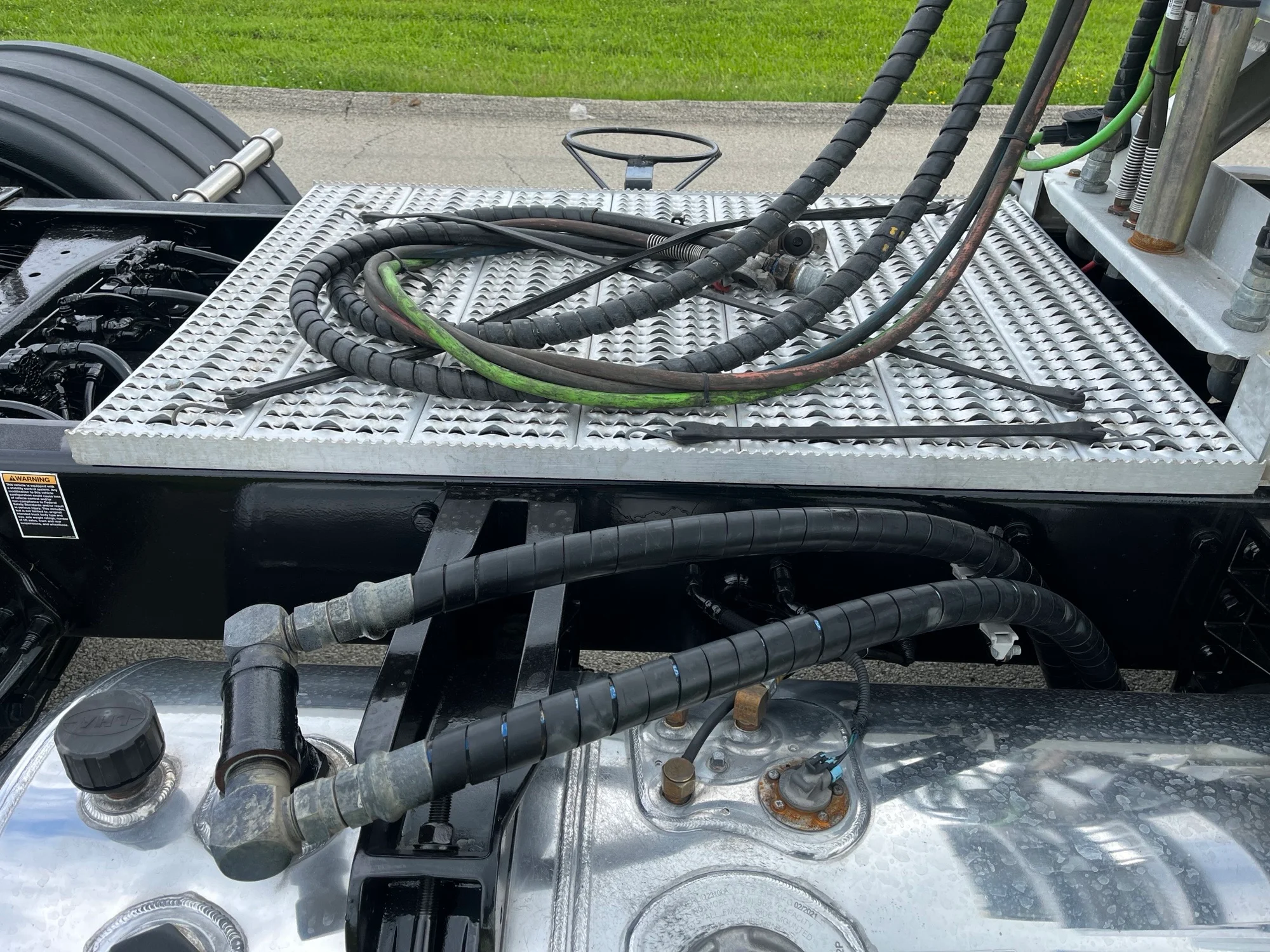 2022 Peterbilt 579 in Uniontown, PA — photo 5