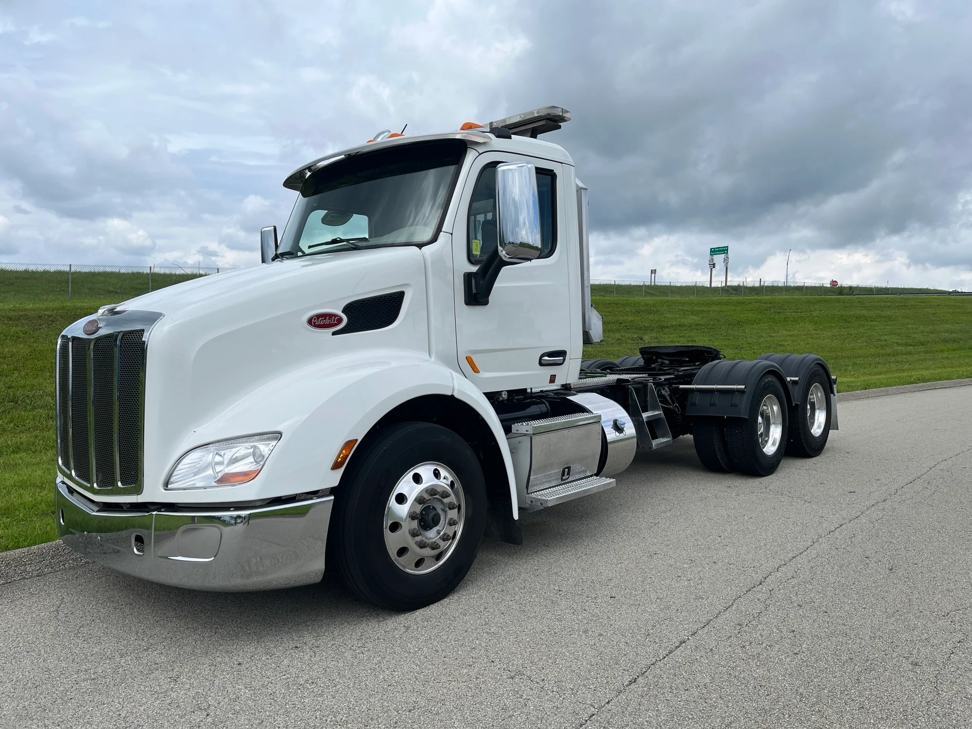 2022 Peterbilt 579