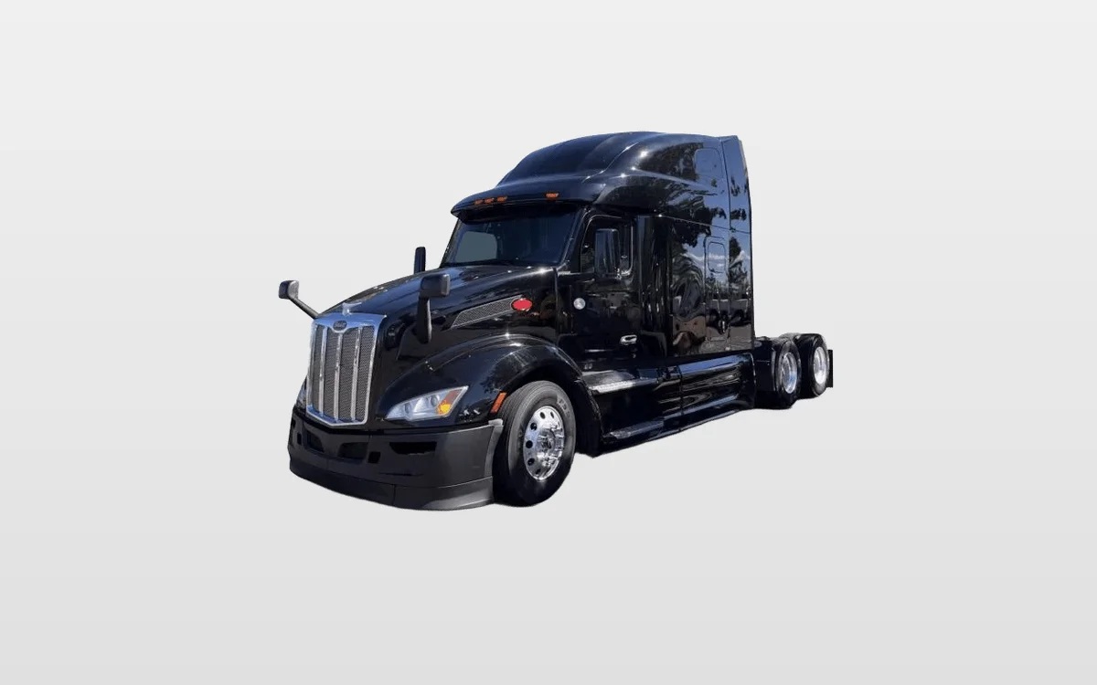 2023 Peterbilt 579 - image 1
