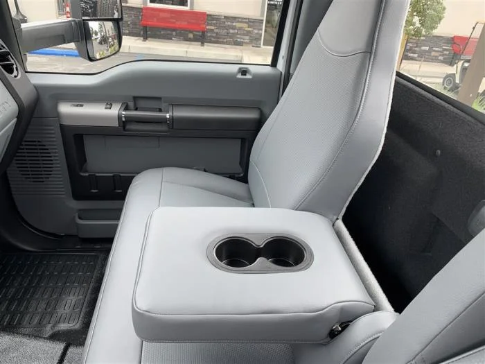 2027 Ford F-650 — photo 26