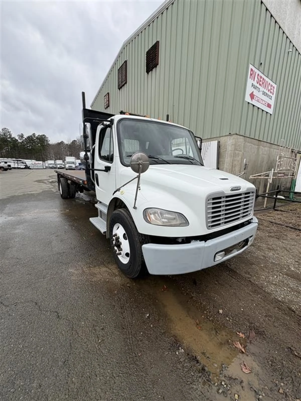 2020 Freightliner M2 106 in Ashland, VA — photo 3