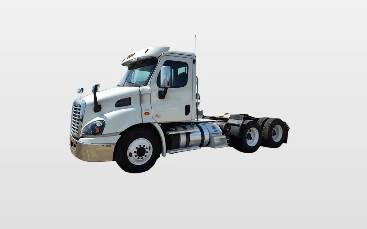 2018 Freightliner Cascadia - image 1