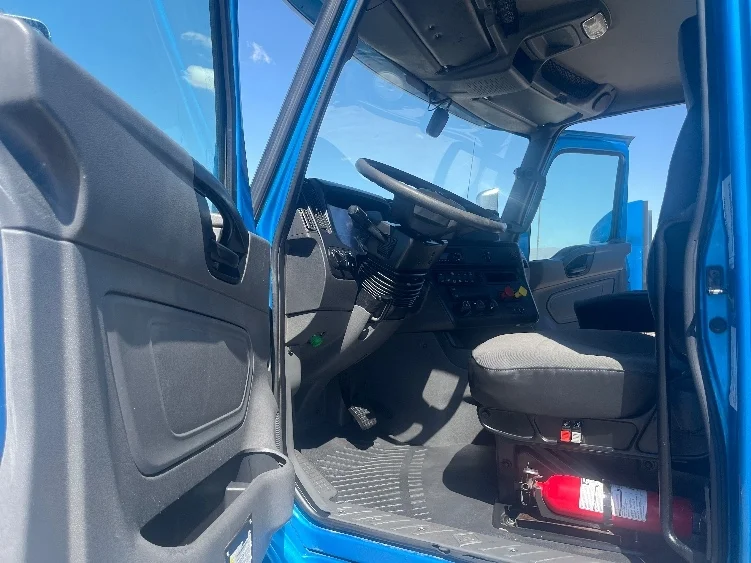 2019 International RH - image 9