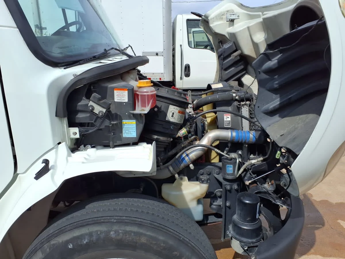 2020 Freightliner M2 106 - image 11