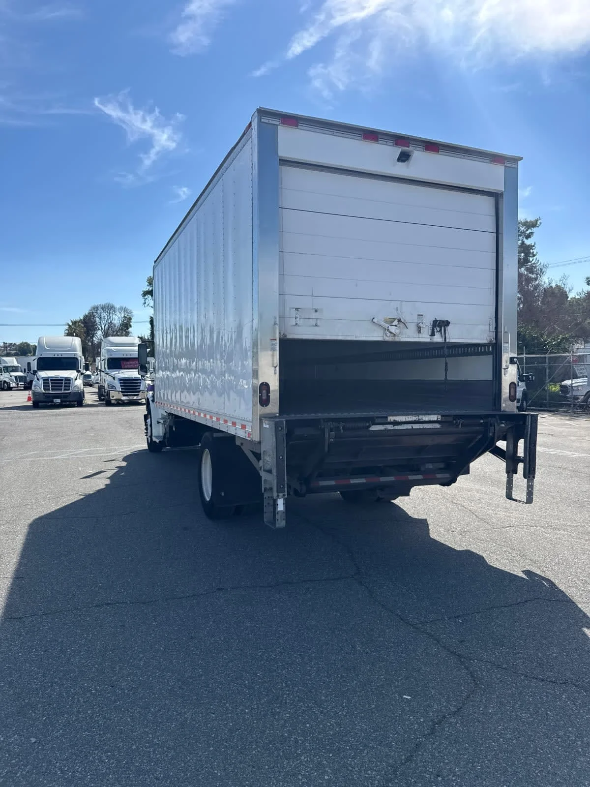 2019 Freightliner M2 106 in Fontana, CA — photo 6