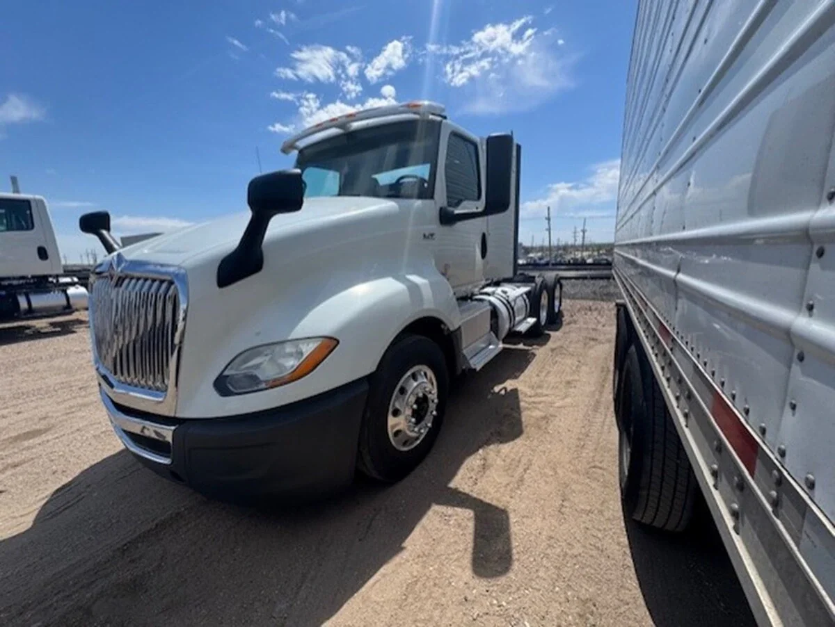 2019 International LT in Dodge City, KS