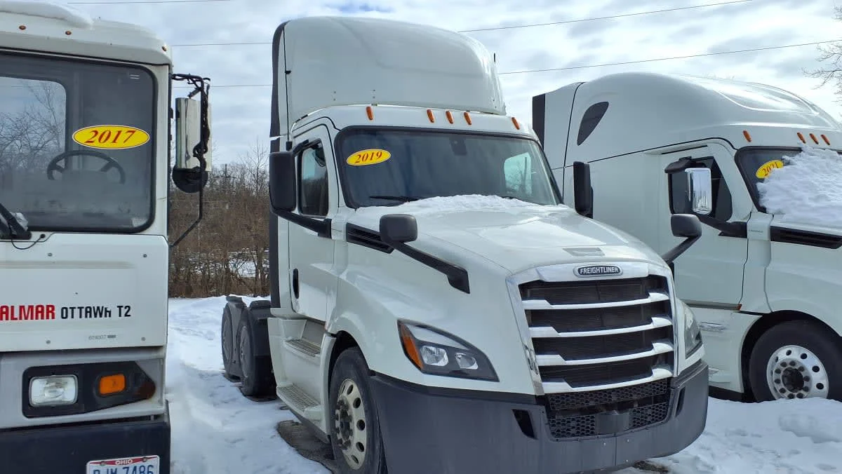 2019 Freightliner Cascadia in West Chester, OH — photo 3