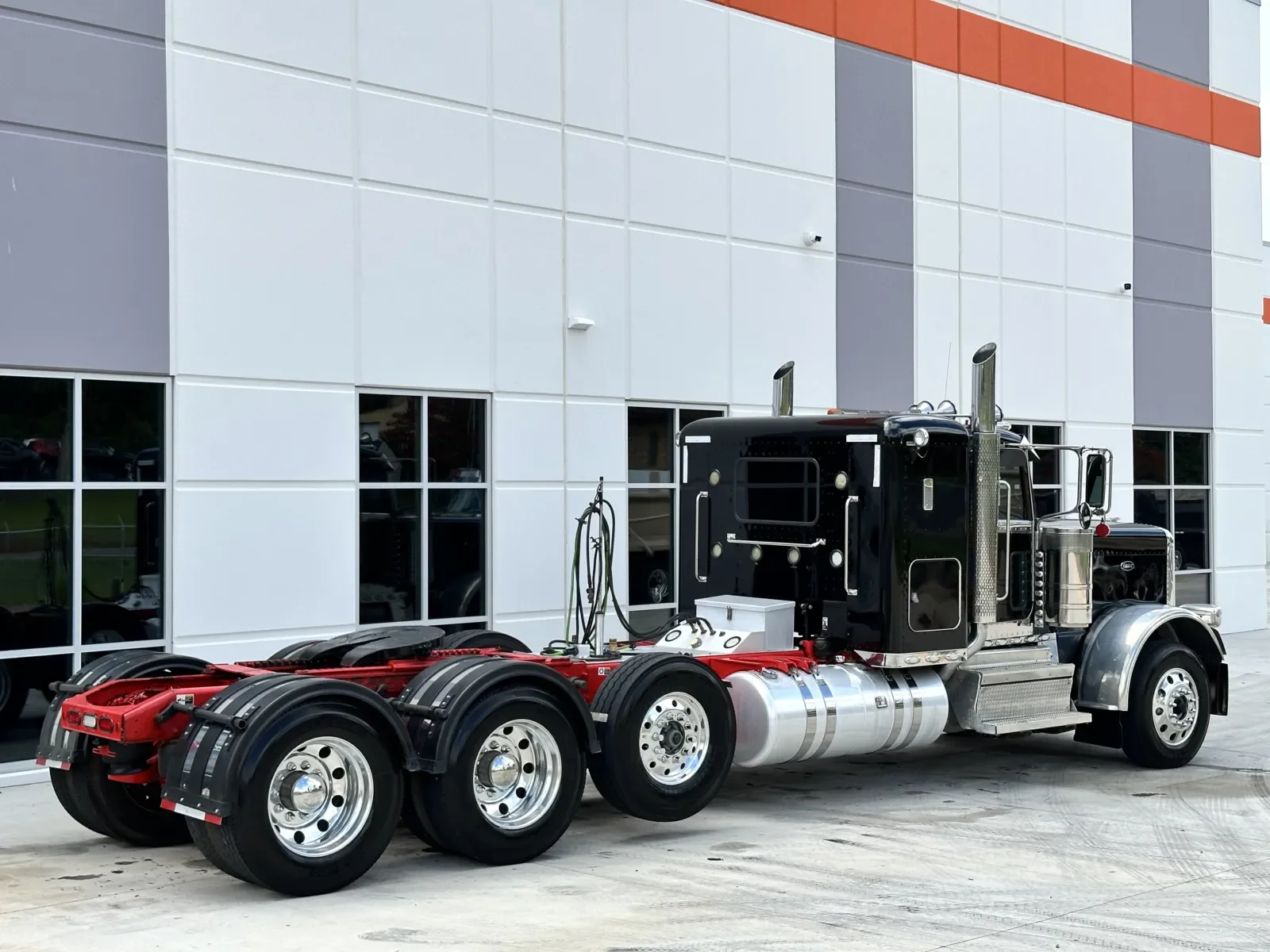 2020 Peterbilt 389 in Greer, SC — photo 5