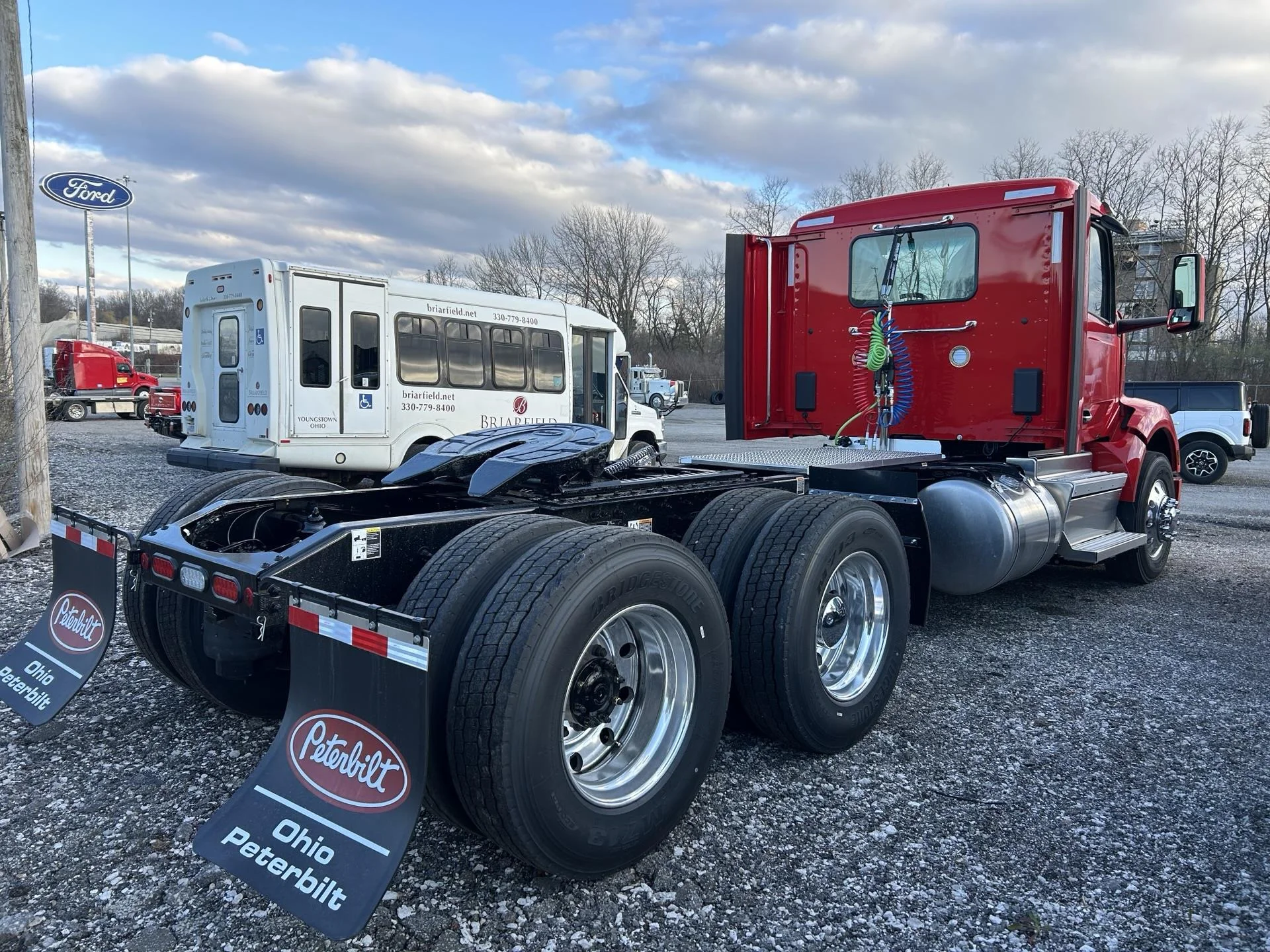 2027 Peterbilt 579 in Youngstown, OH — photo 4