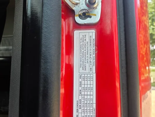 2020 Peterbilt 567 in Cedar Rapids, IA — photo 13