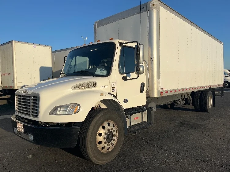 2020 Freightliner eM2 in Fontana, CA — photo 3