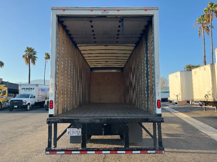 2020 Freightliner eM2 in Fontana, CA — photo 8