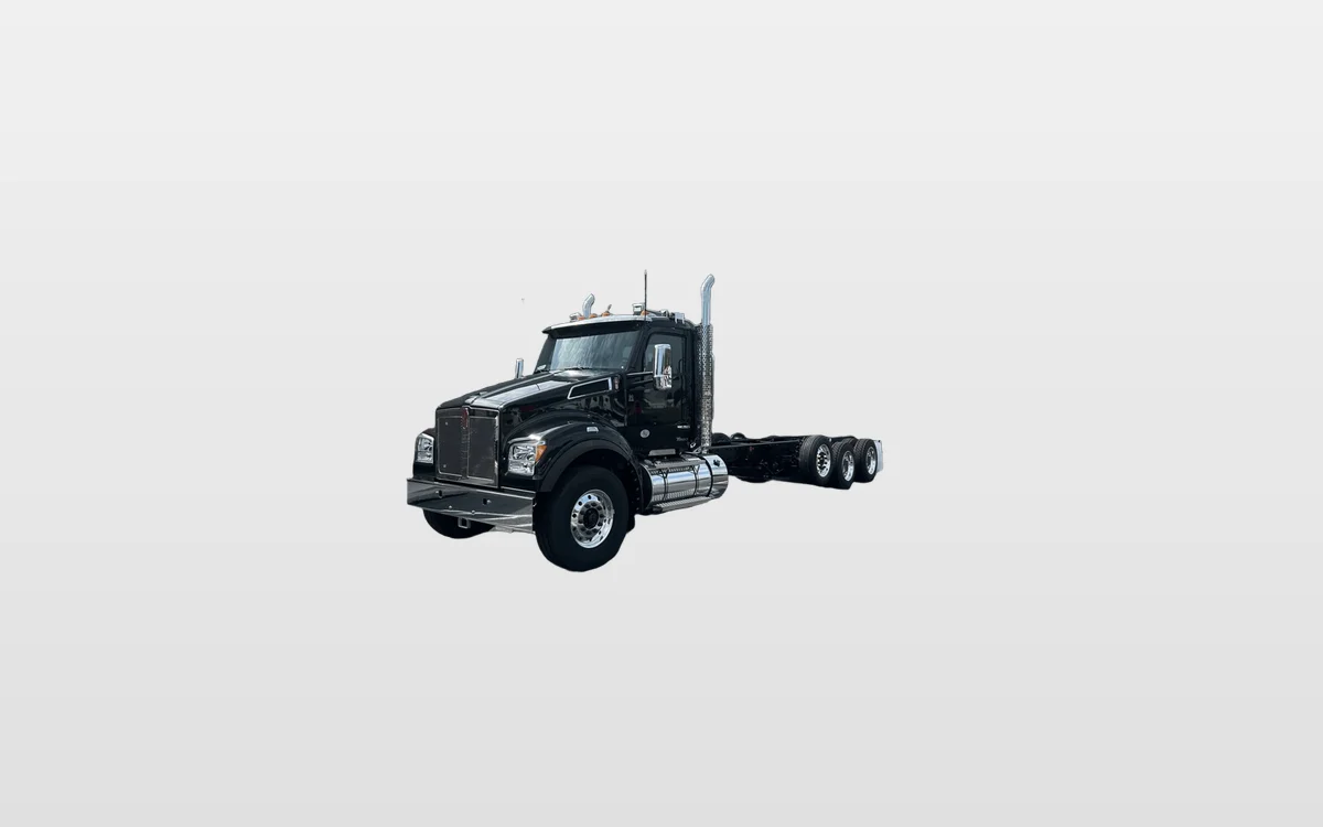 2025 Kenworth T880 - image 1