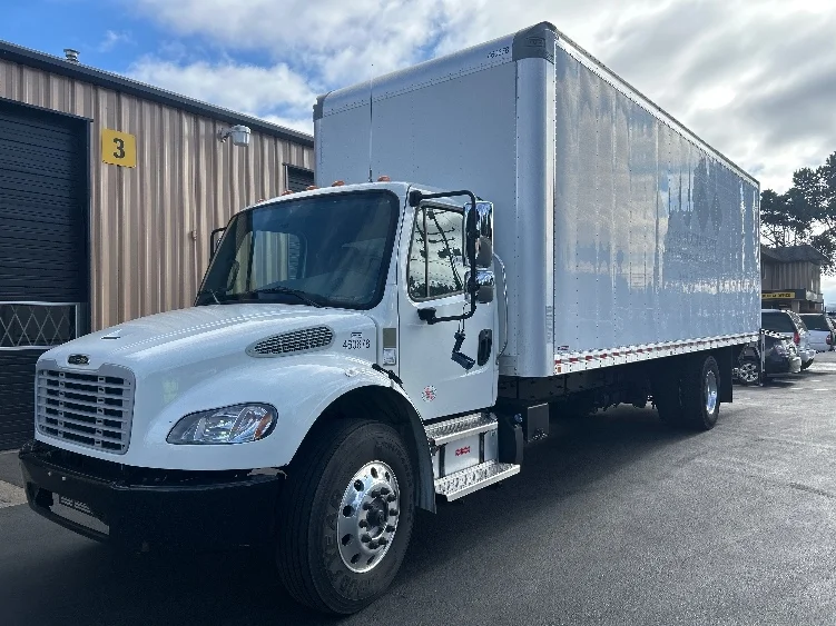 2022 Freightliner eM2 in Portland, OR — photo 3