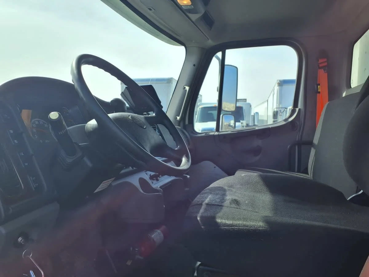 2019 Freightliner M2 106 in Taylor, MI — photo 7