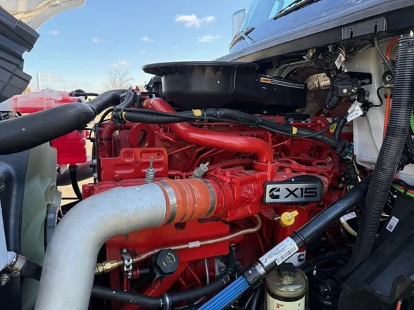2025 International LT in MI — photo 11