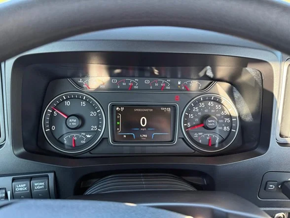 2025 International LT in MI — photo 12