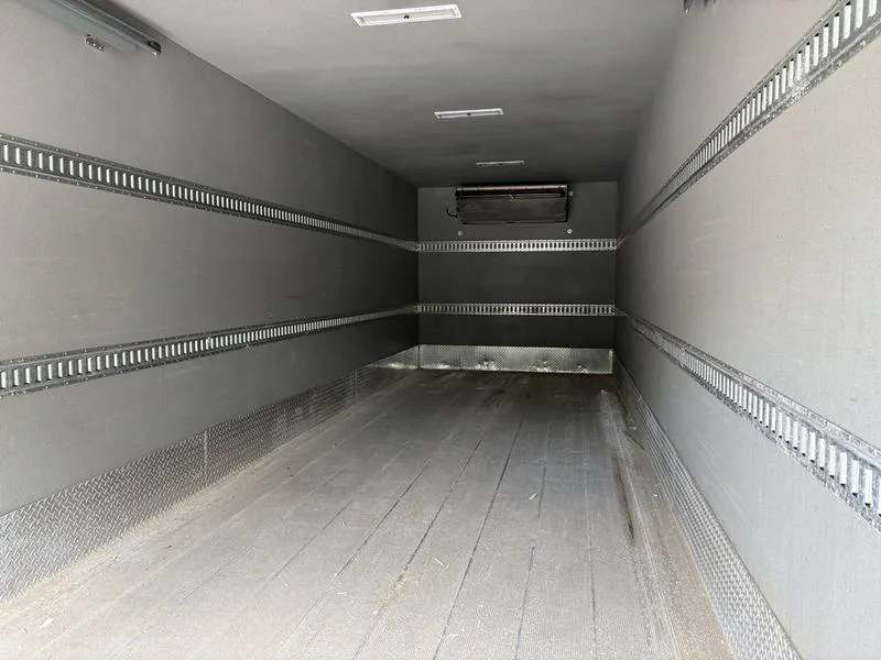 2020 Freightliner M2 106 in Walton, KY — photo 6