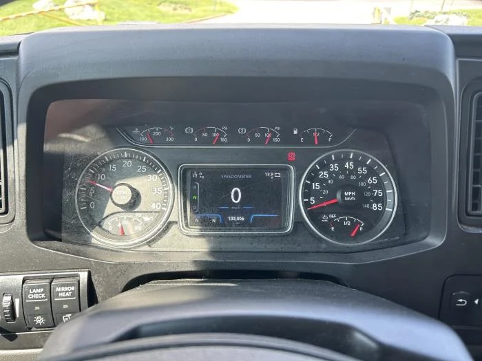 2020 International MV — photo 17