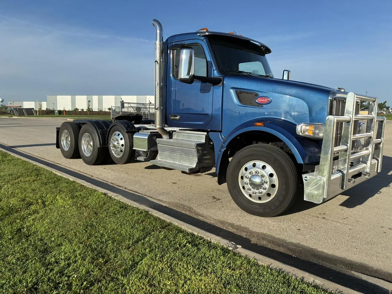 2023 Peterbilt 567