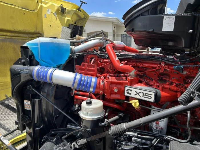 2021 Peterbilt 579 - image 18