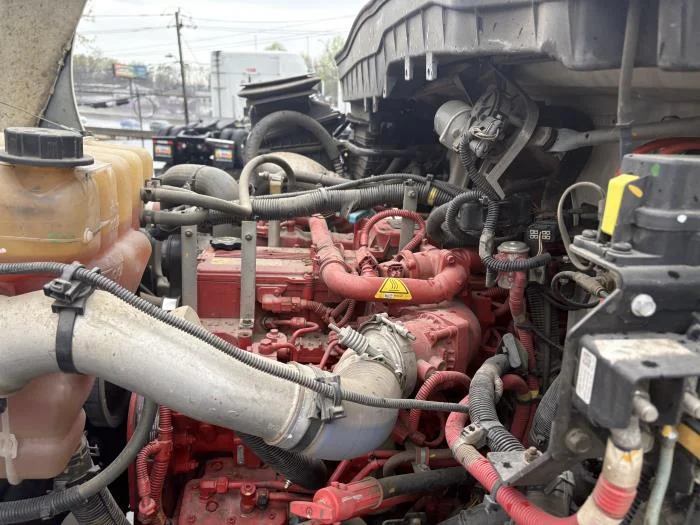 2021 International MV - image 11