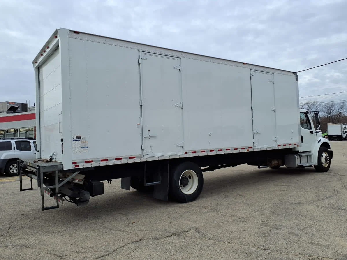 2020 Freightliner M2 106 - image 4