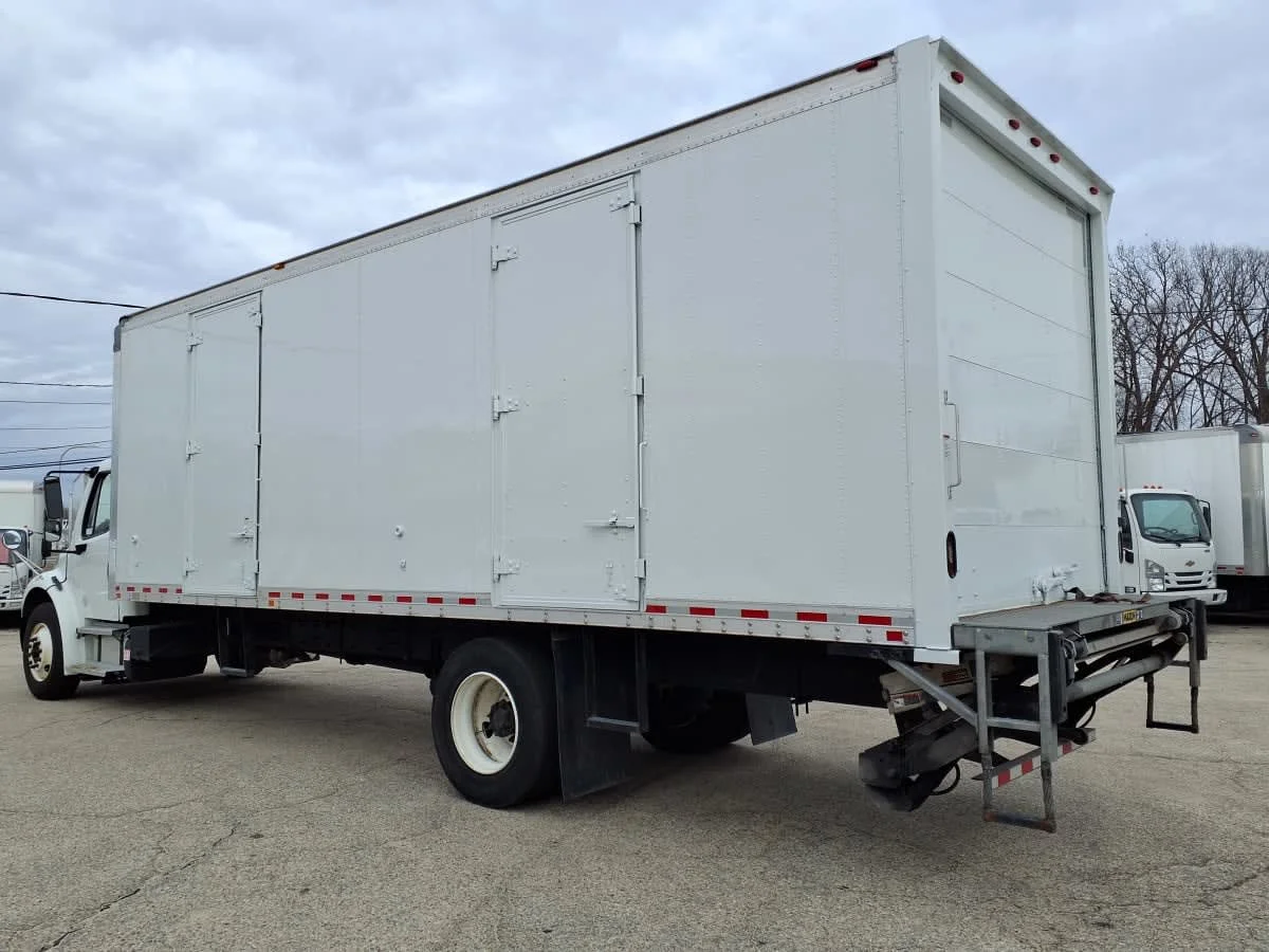 2020 Freightliner M2 106 in Warwick, RI — photo 6