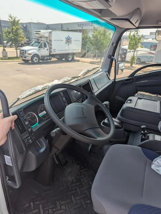 2025 Isuzu FTR - image 10