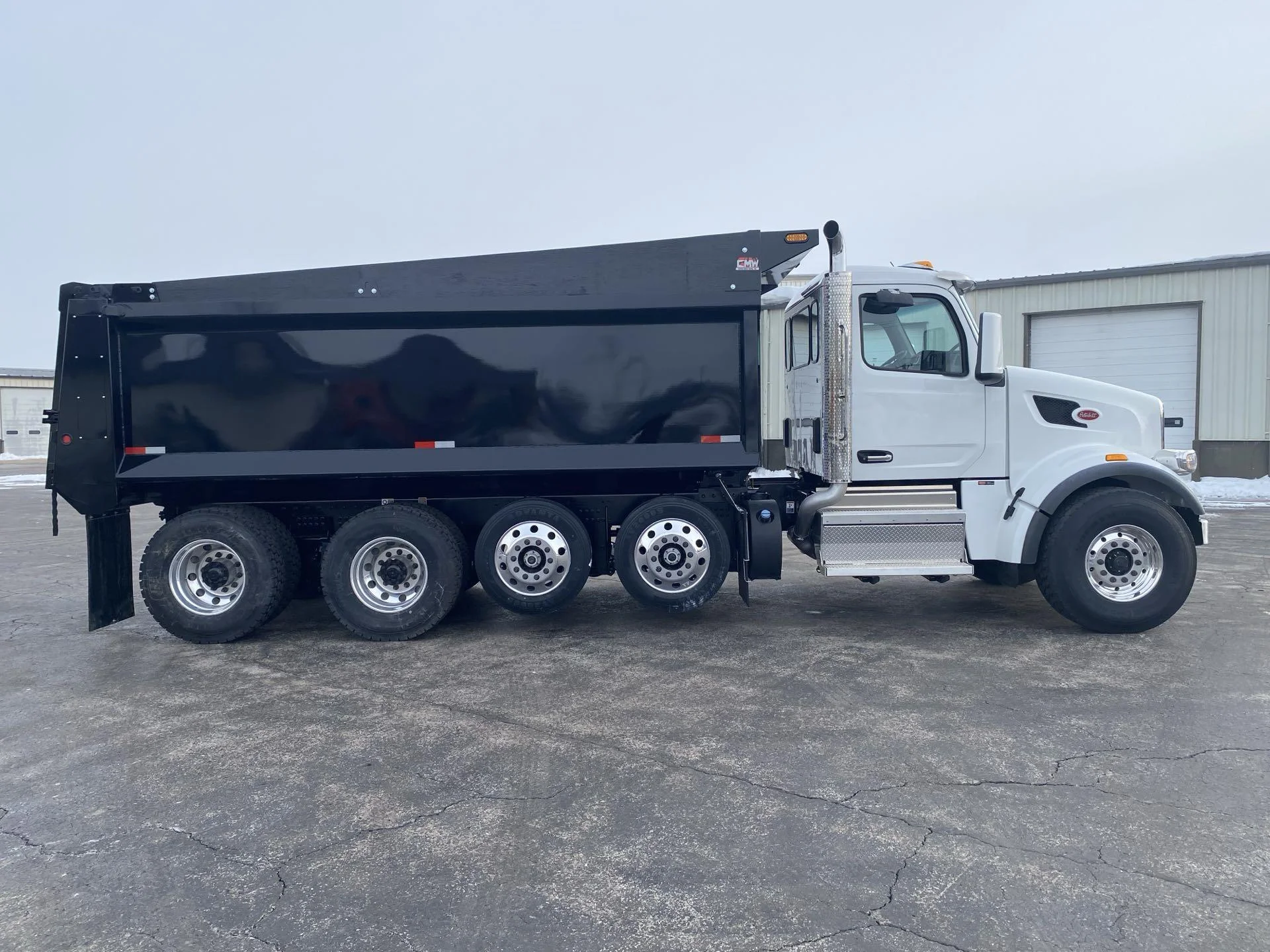 2027 Peterbilt 567 in Findlay, OH — photo 5