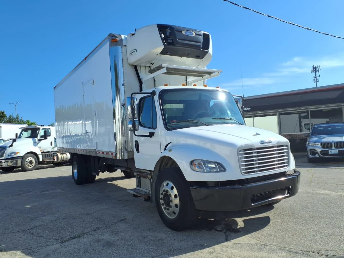 2019 Freightliner M2 106 in Warwick, RI — photo 3