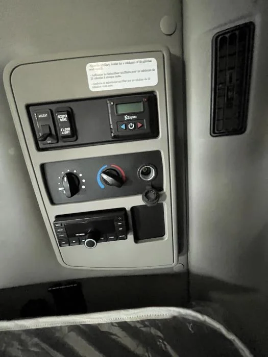 2023 International LT — photo 20