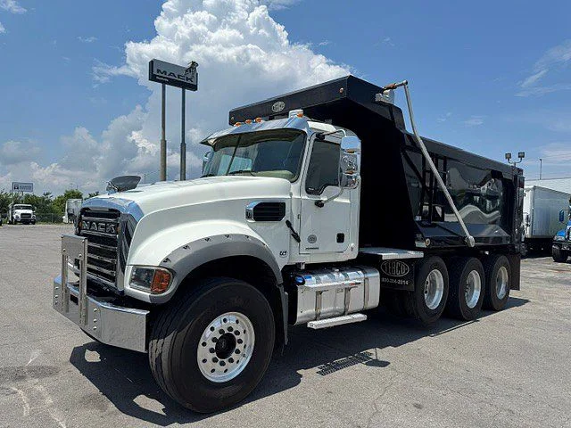 2025 Mack Granite