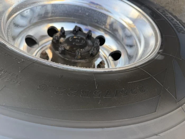 2023 Peterbilt 579 — photo 10