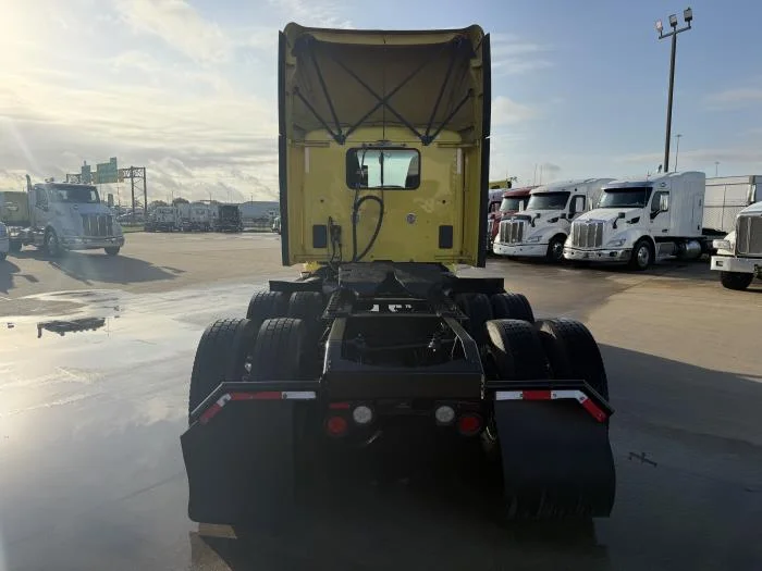 2023 Peterbilt 579 — photo 5