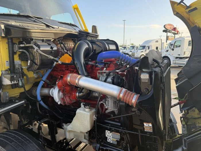 2023 Peterbilt 579 — photo 19