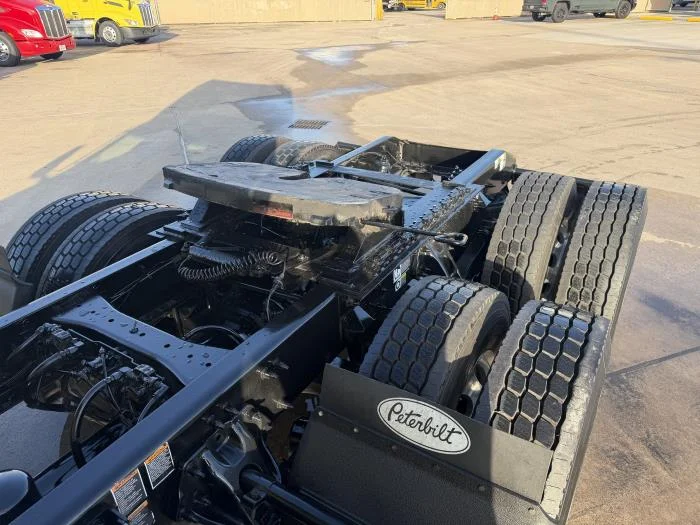 2023 Peterbilt 579 — photo 15
