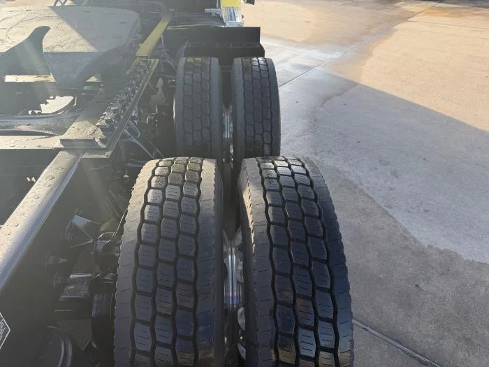 2023 Peterbilt 579 — photo 12