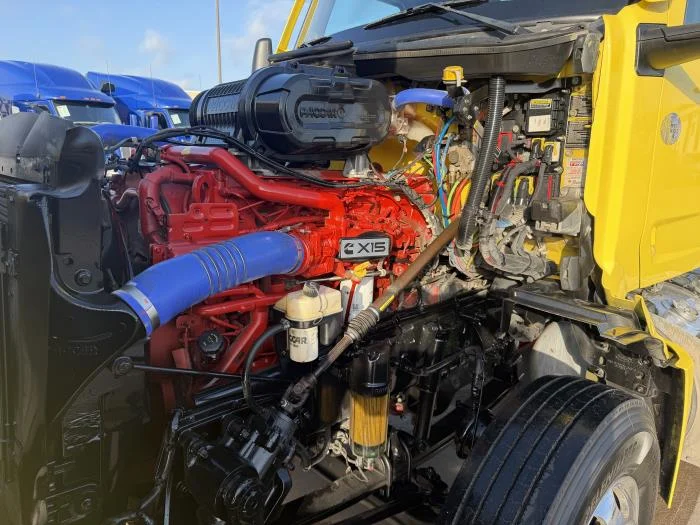 2023 Peterbilt 579 — photo 16