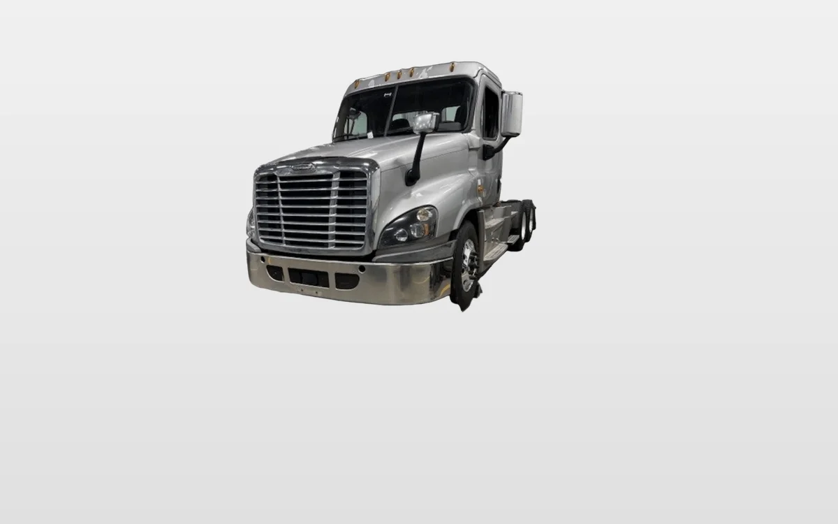 2019 Freightliner - image 1