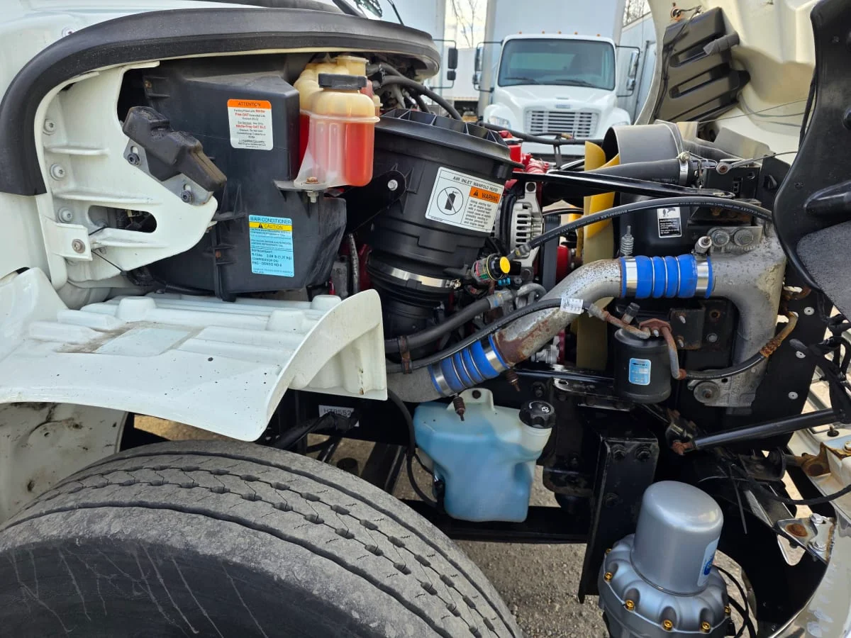 2017 Freightliner M2 106 - image 13