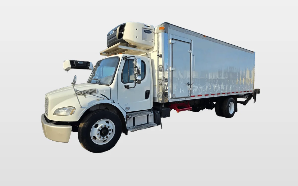 2017 Freightliner M2 106 - image 1