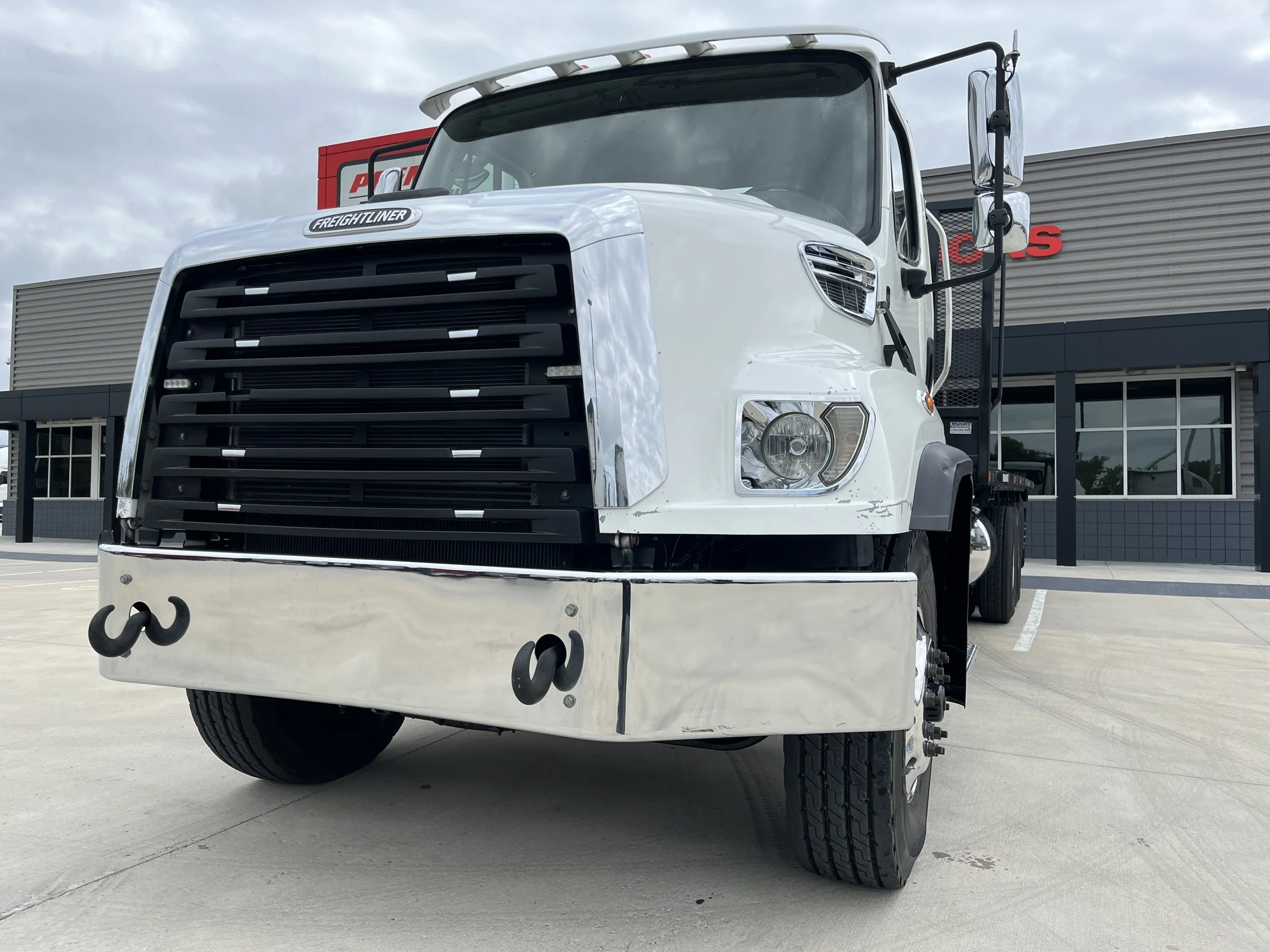 2019 Freightliner 114SD