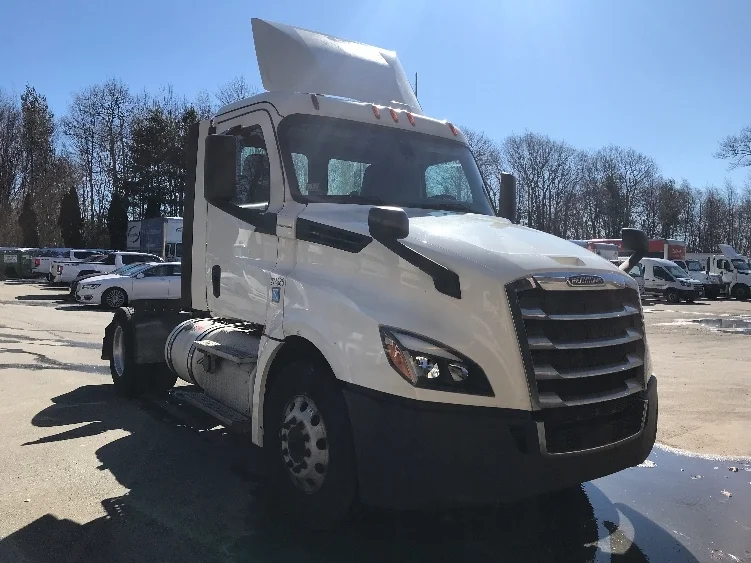 2019 Freightliner Cascadia in Franklin, MA