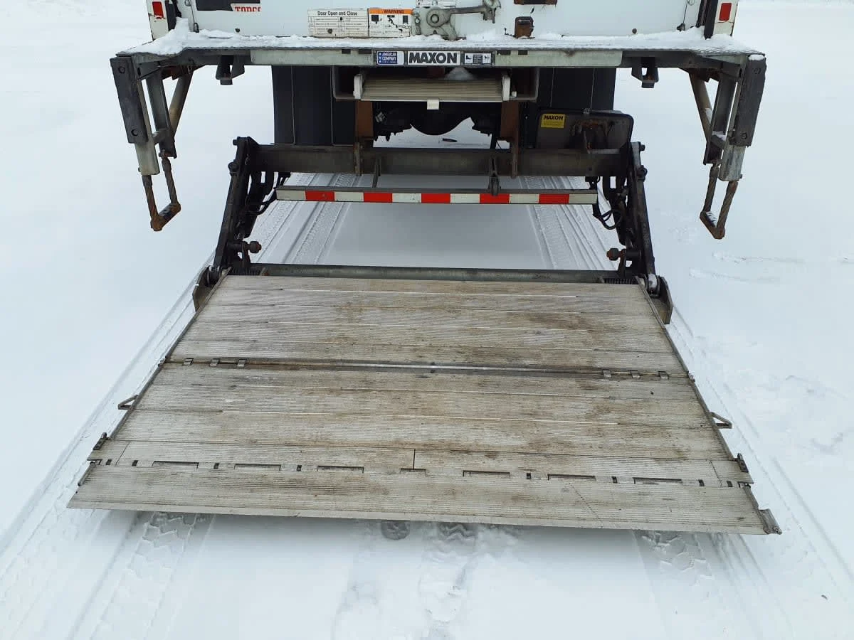 2019 Freightliner M2 106 - image 12