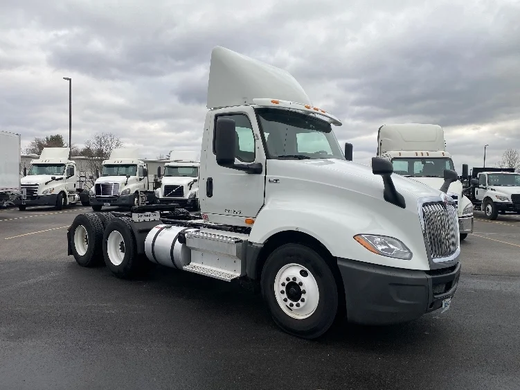 2018 International LT in Piqua, OH