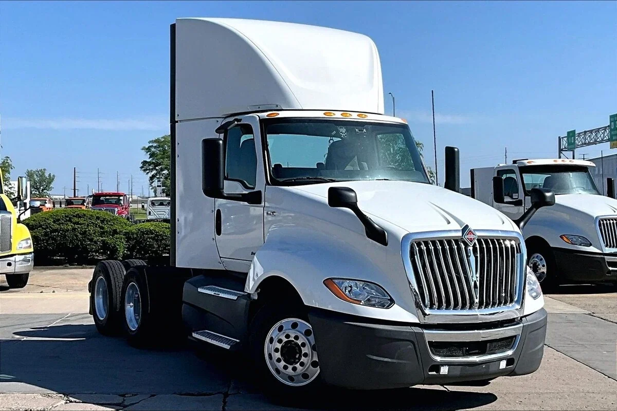 2021 International LT