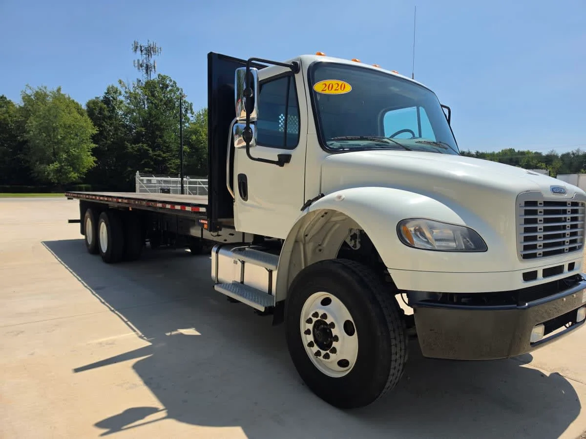2020 Freightliner M2 106 in Greensboro, NC — photo 3