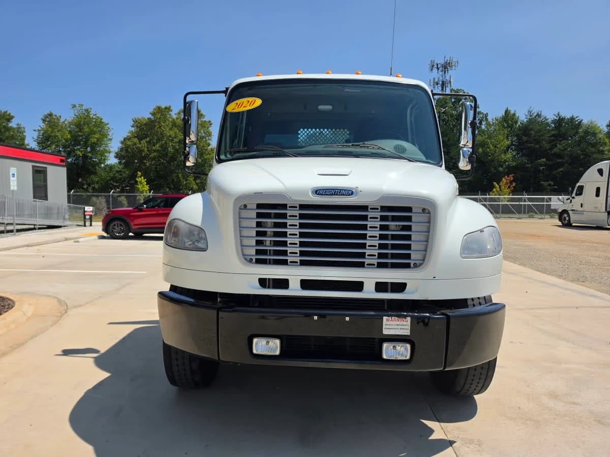2020 Freightliner M2 106 in Greensboro, NC — photo 2