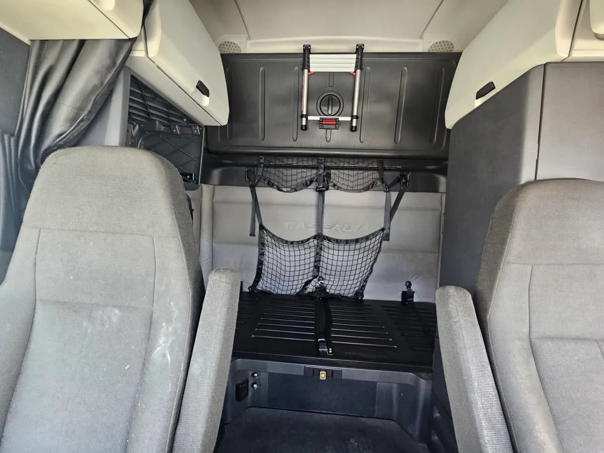 2021 Freightliner Cascadia in Orlando, FL — photo 8
